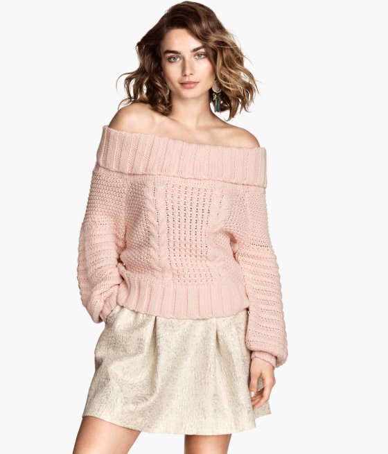 Off-the-shoulder Sweater 